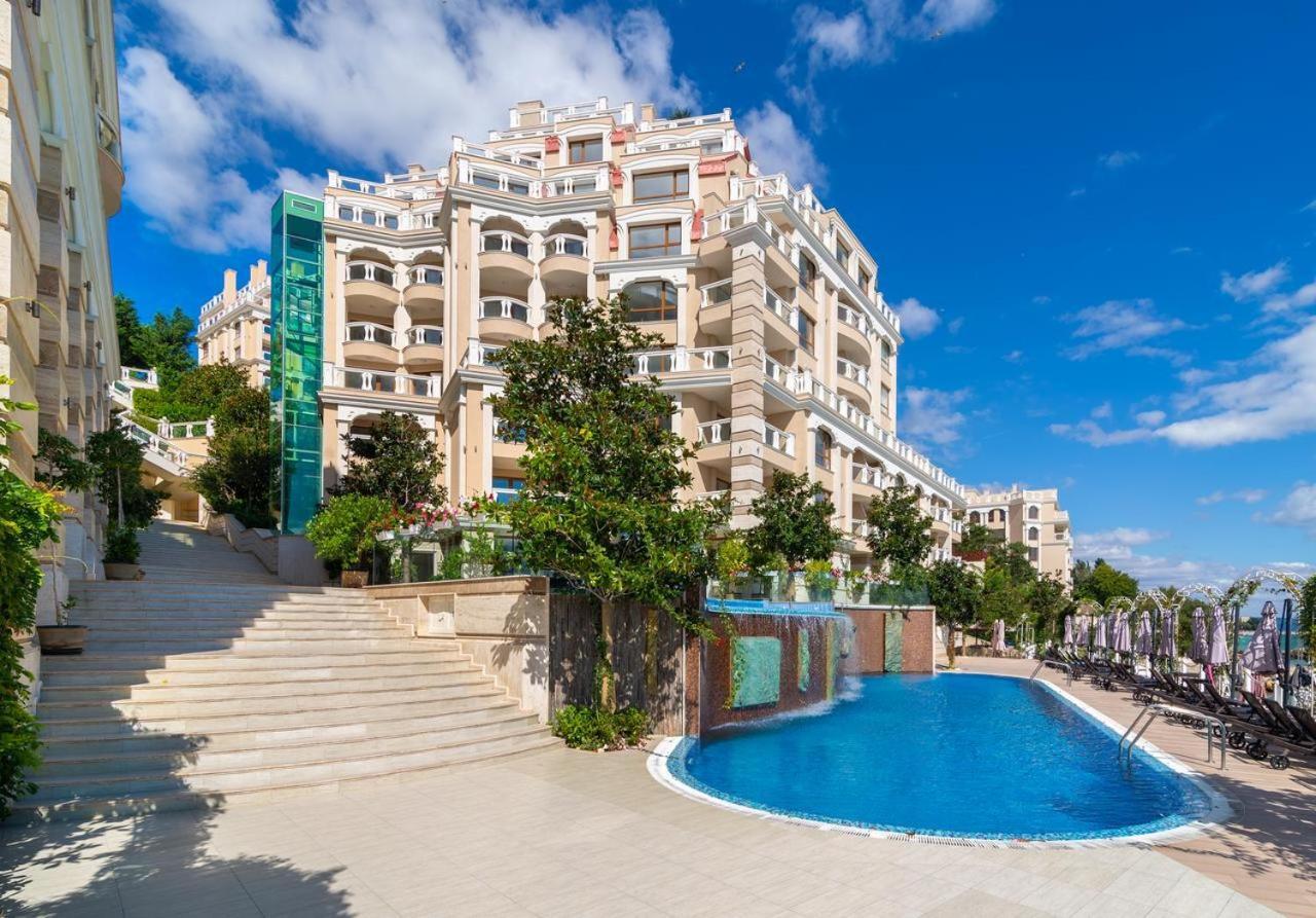 Luxurious And Panoramic Apartments At The Beach In La Mer Complex Golden Sands Exterior foto
