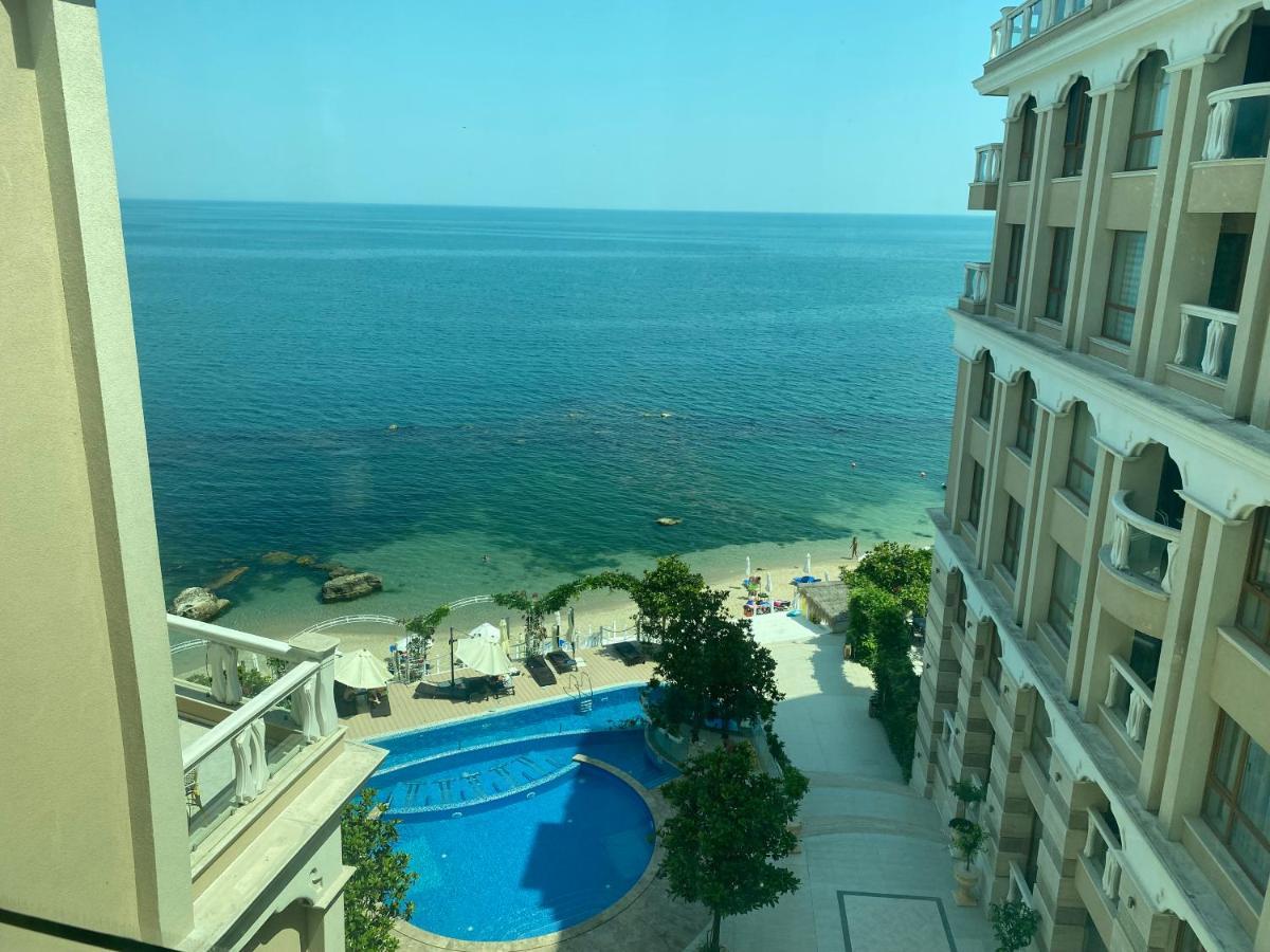 Luxurious And Panoramic Apartments At The Beach In La Mer Complex Golden Sands Exterior foto