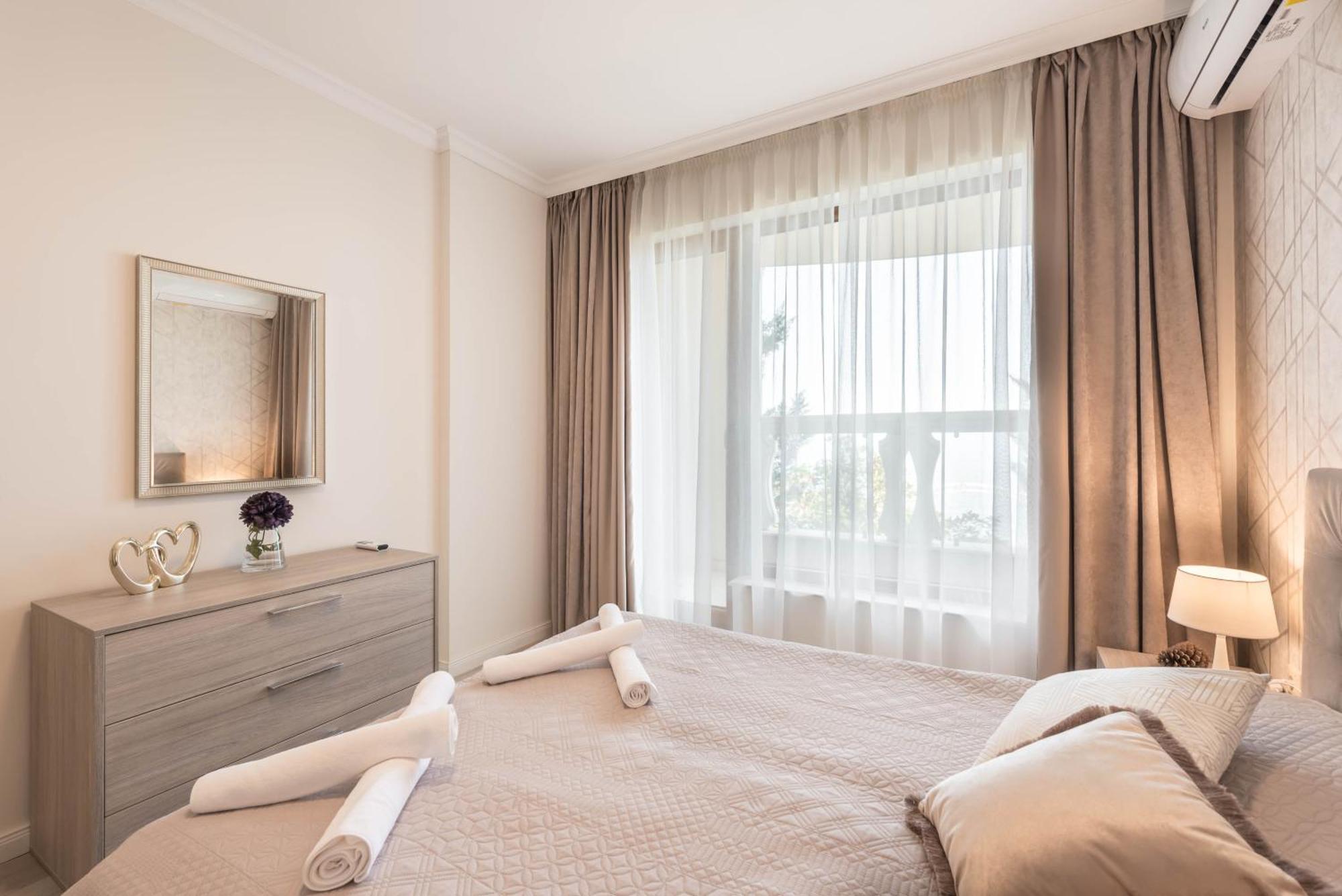 Luxurious And Panoramic Apartments At The Beach In La Mer Complex Golden Sands Exterior foto