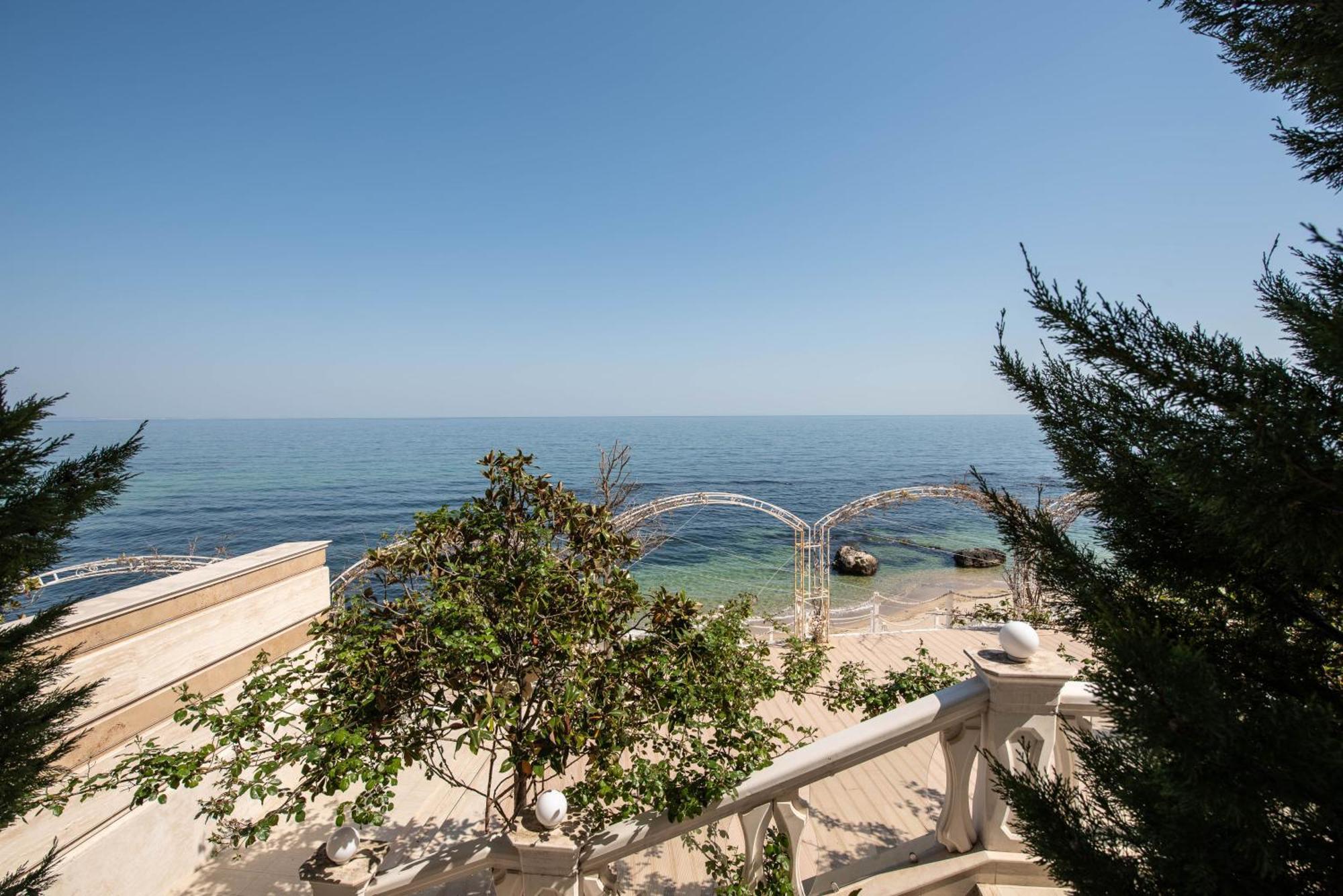 Luxurious And Panoramic Apartments At The Beach In La Mer Complex Golden Sands Exterior foto
