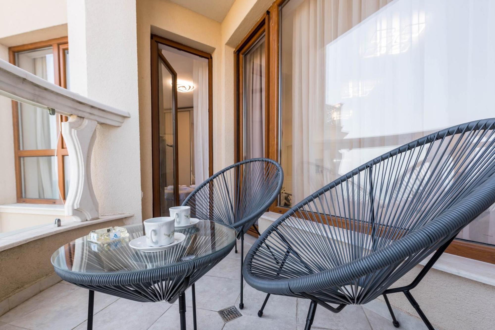 Luxurious And Panoramic Apartments At The Beach In La Mer Complex Golden Sands Exterior foto